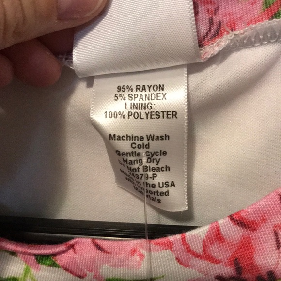 NWT tropical floral print 🌺🌸 warm and beautiful - Picture 3 of 5